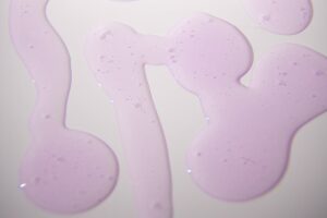 Как избавиться от свежего пятна мочи на диване